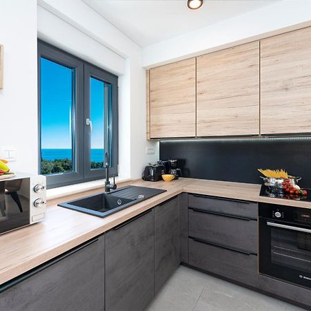 Apartment Skyline 챠브타트 외부 사진