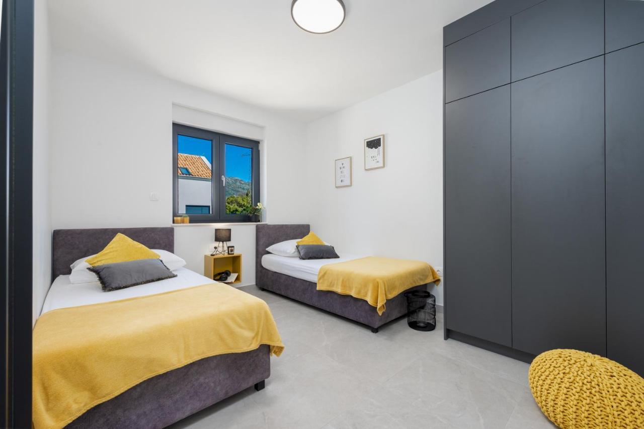 Apartment Skyline 챠브타트 외부 사진