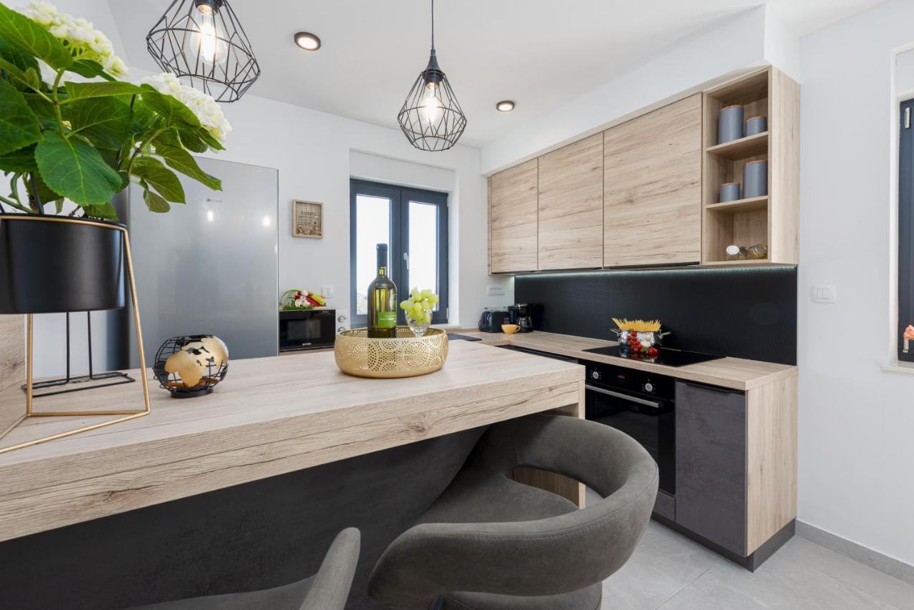 Apartment Skyline 챠브타트 외부 사진